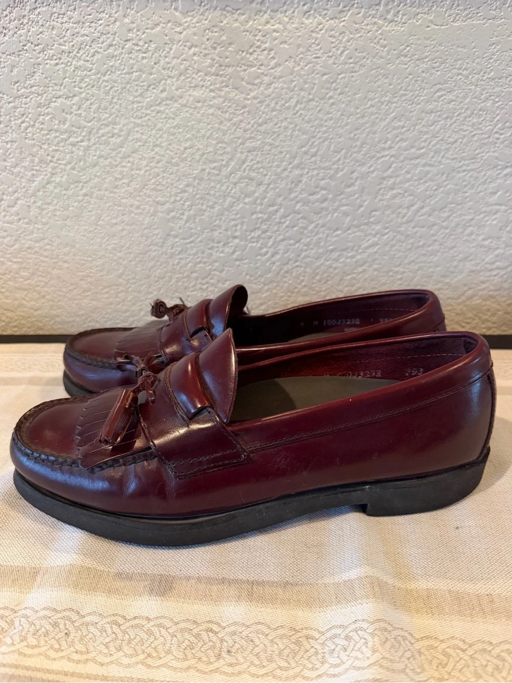 Bass Weejun Wine Leather Tassel Loafers